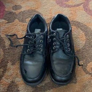 Boys Size 1 Madison Avenue dress shoes
